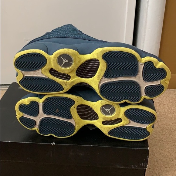 Squadron Blue Jordan 13 sneakers(gs 4.5y) - Picture 7 of 8